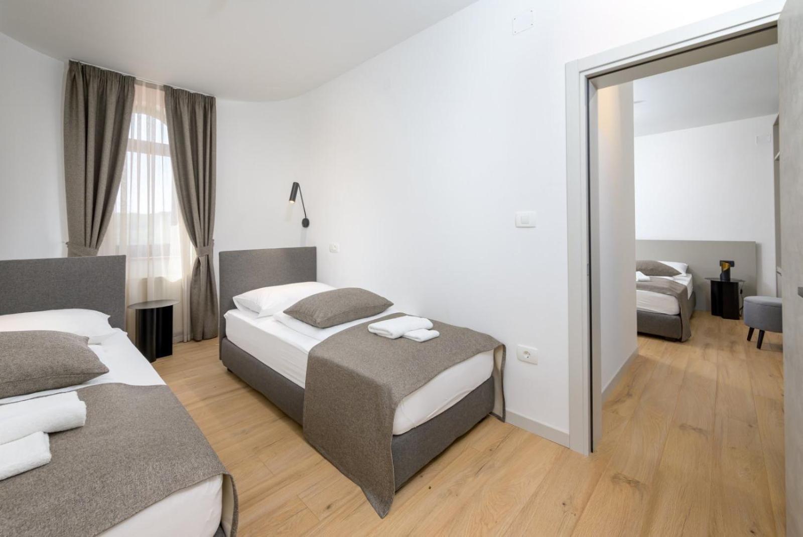 Rooms Luna Sol Krnica Bagian luar foto