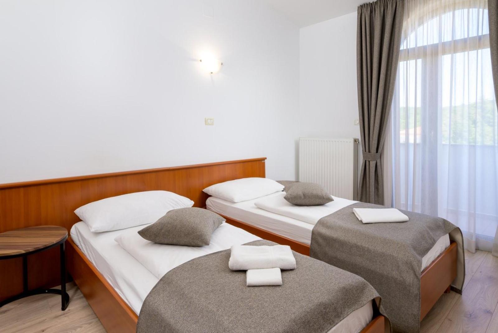 Rooms Luna Sol Krnica Bagian luar foto